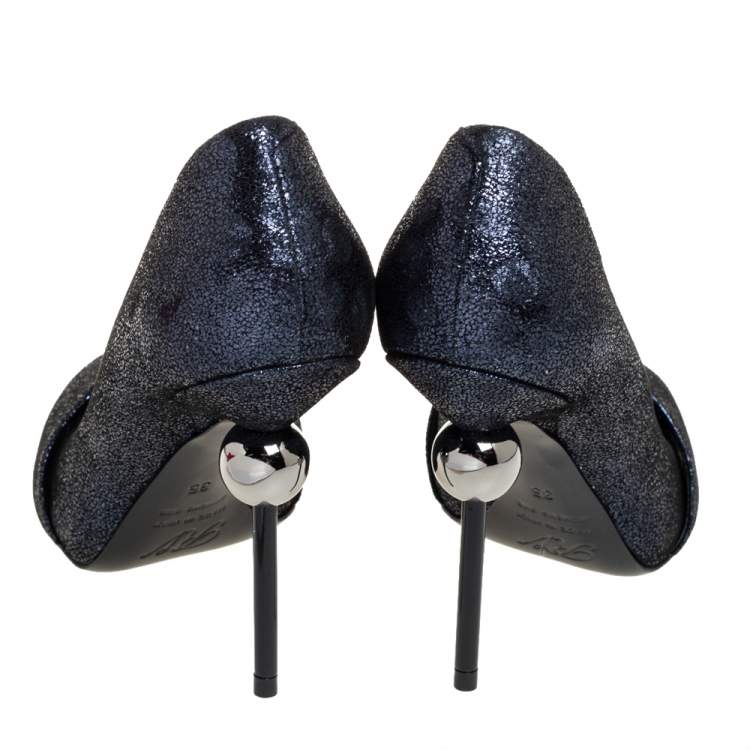 Pre Owned Roger Vivier Metallic Blue Crackle Leather Pointed Toe Pumps Size 35