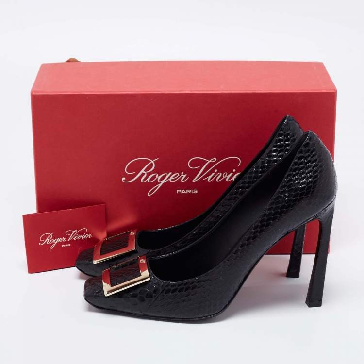 Pre Owned Roger Vivier Black Python Leather Trompette Pumps Size 40