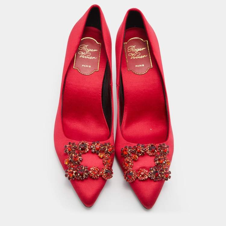 Pre Owned Roger Vivier Red Satin Crystal Embellished Flower Strass Buckle Pumps Size 39
