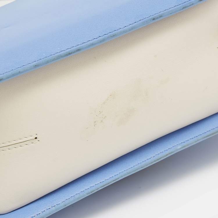 Pre Owned Roger Vivier Blue/White Leather Flap Shoulder Bag