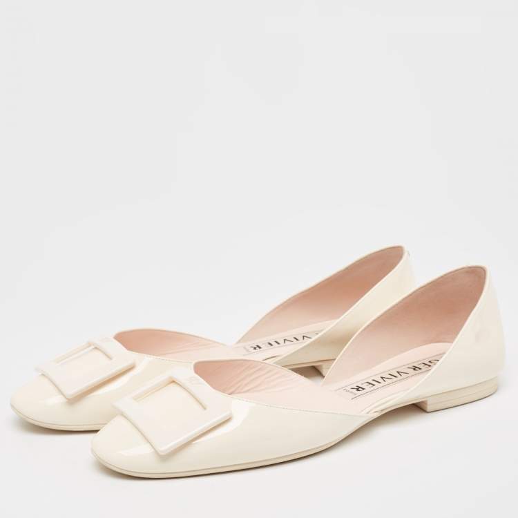 Pre Owned Roger Vivier Cream Patent Leather Trompette D'orsay Flats Size 40.5