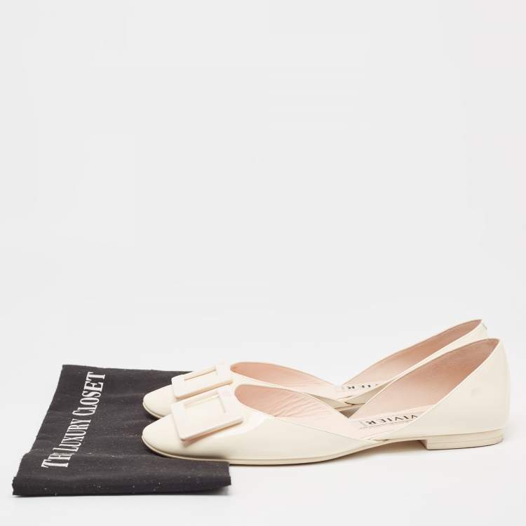 Pre Owned Roger Vivier Cream Patent Leather Trompette D'orsay Flats Size 40.5