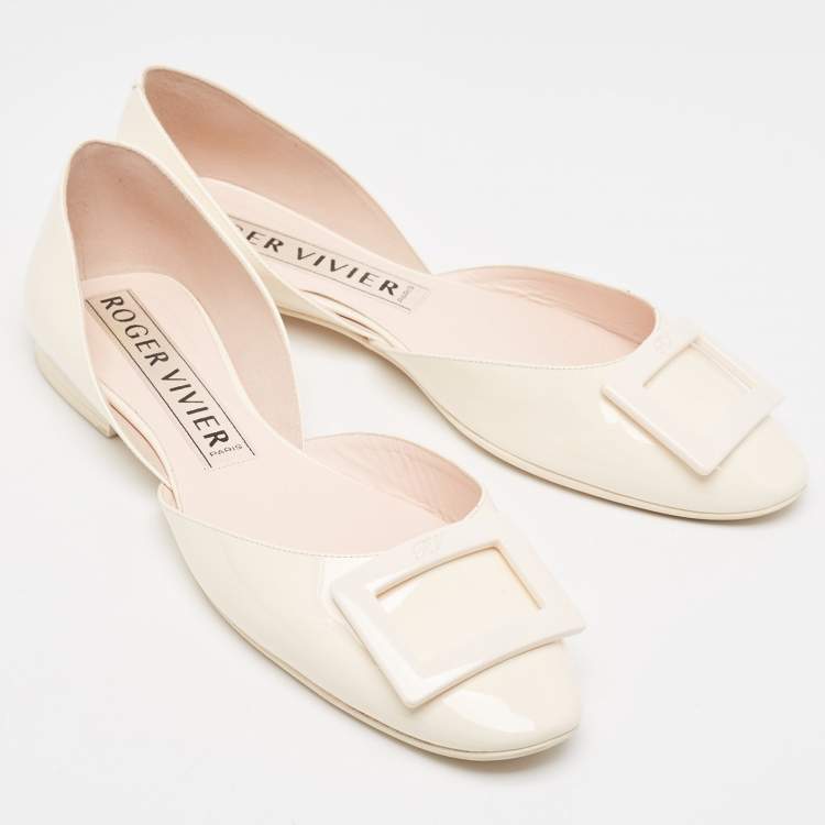 Pre Owned Roger Vivier Cream Patent Leather Trompette D'orsay Flats Size 40.5