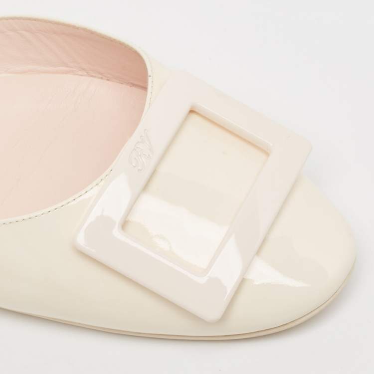 Pre Owned Roger Vivier Cream Patent Leather Trompette D'orsay Flats Size 40.5