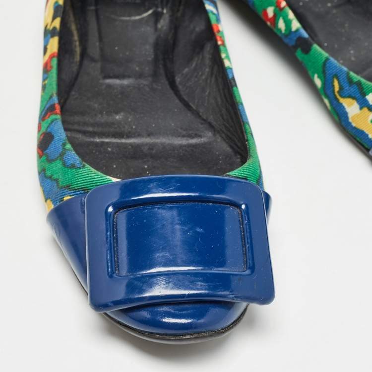Pre Owned Roger Vivier Multicolor Printed Canvas and Patent Gommette Ballet Flats Size 36