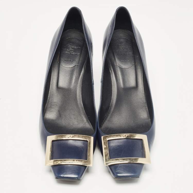 Pre Owned Roger Vivier Navy Blue Leather Trompette Pumps Size 39
