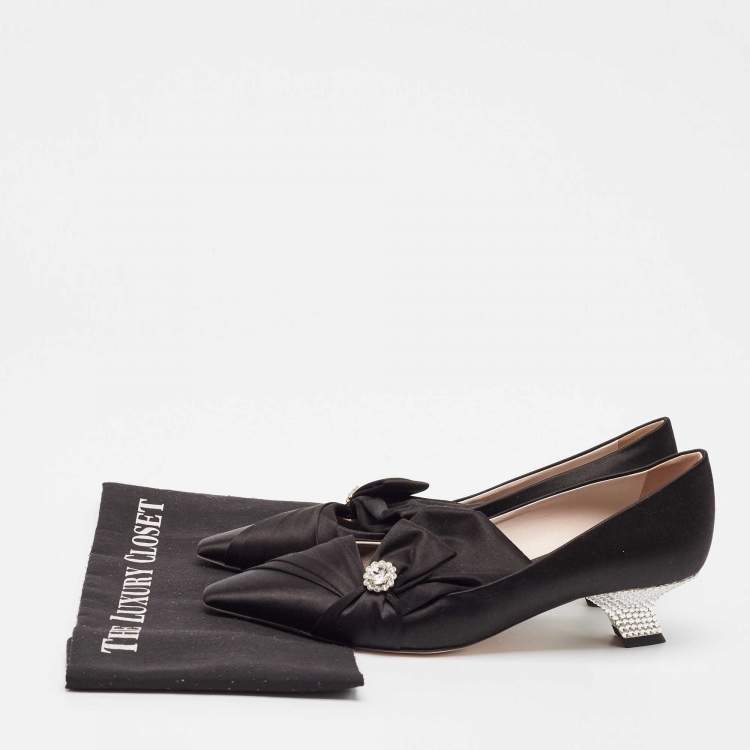 Pre Owned Roger Vivier Black Satin Crystals Embellished Bow Pumps Size 39