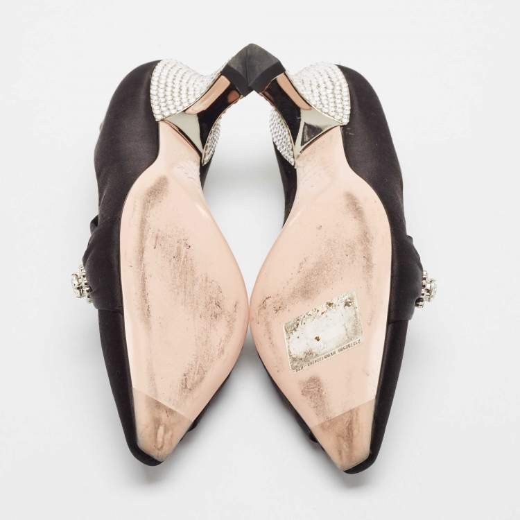 Pre Owned Roger Vivier Black Satin Crystals Embellished Bow Pumps Size 39
