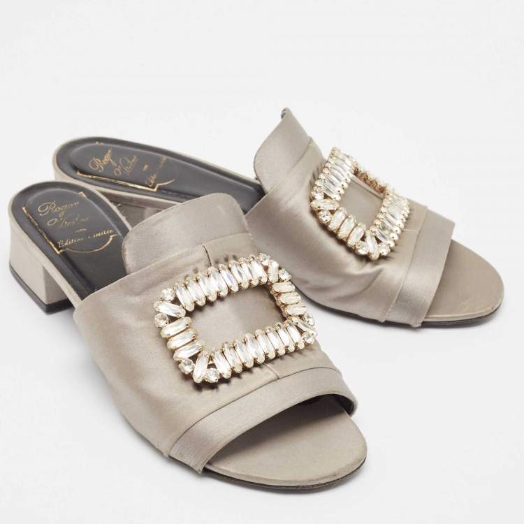 Pre Owned Roger Vivier Grey Satin Crystal Embellished Slide Sandals Size 38
