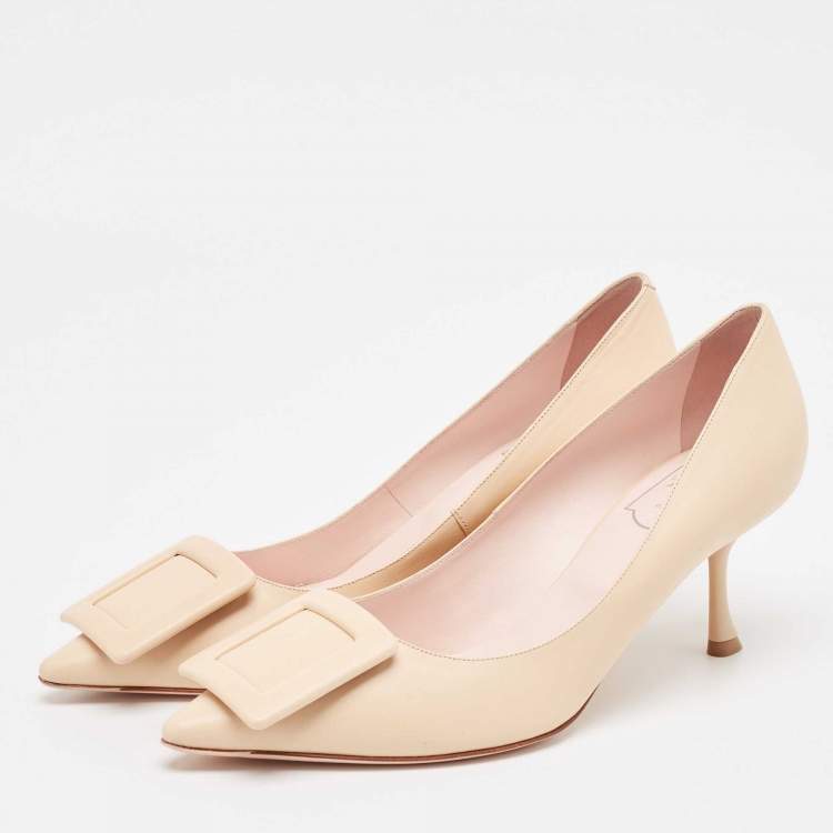 Pre Owned Roger Vivier Beige Leather Viv' in the city Pointed Toe Pumps Size 39