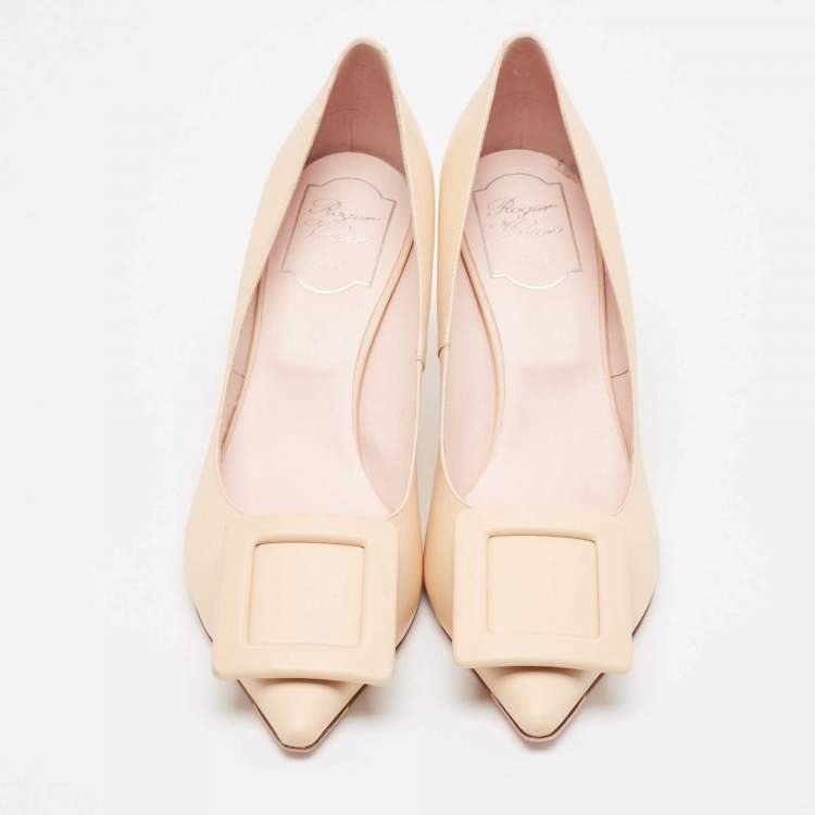 Pre Owned Roger Vivier Beige Leather Viv' in the city Pointed Toe Pumps Size 39