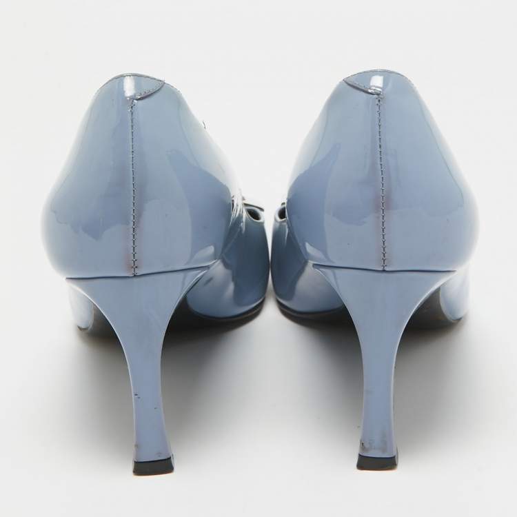 Pre Owned Roger Vivier Blue Patent Leather Trompette Pumps Size 38