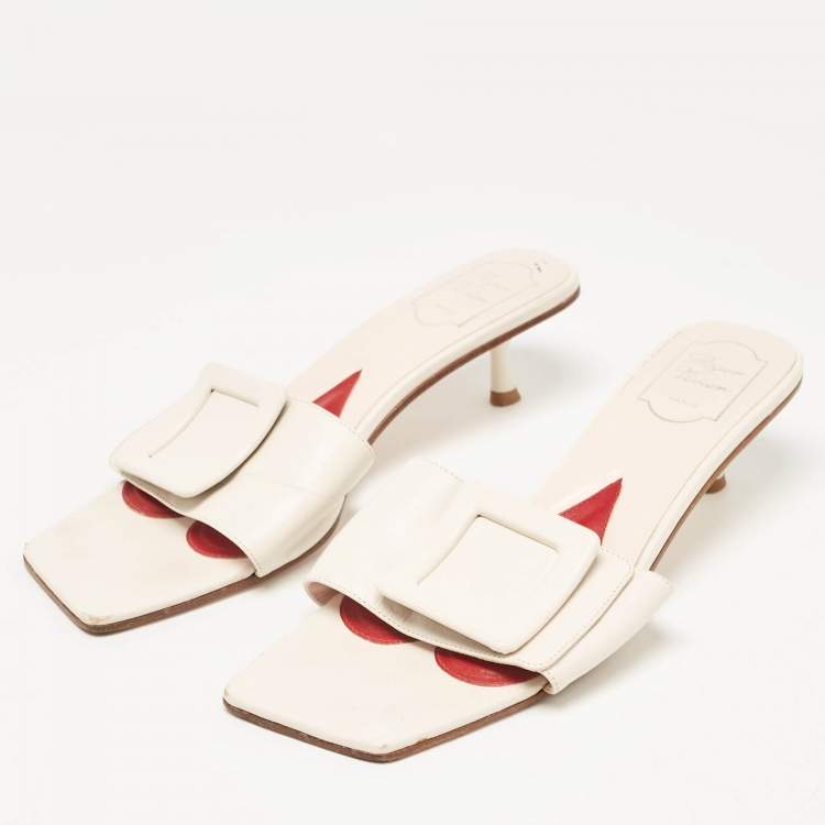 Pre Owned Roger Vivier Cream Leather Buckle Slide Sandals Size 42