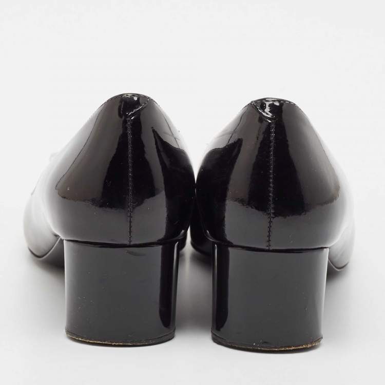 Pre Owned Roger Vivier Black Patent Leather U-Look Pumps Size 37.5