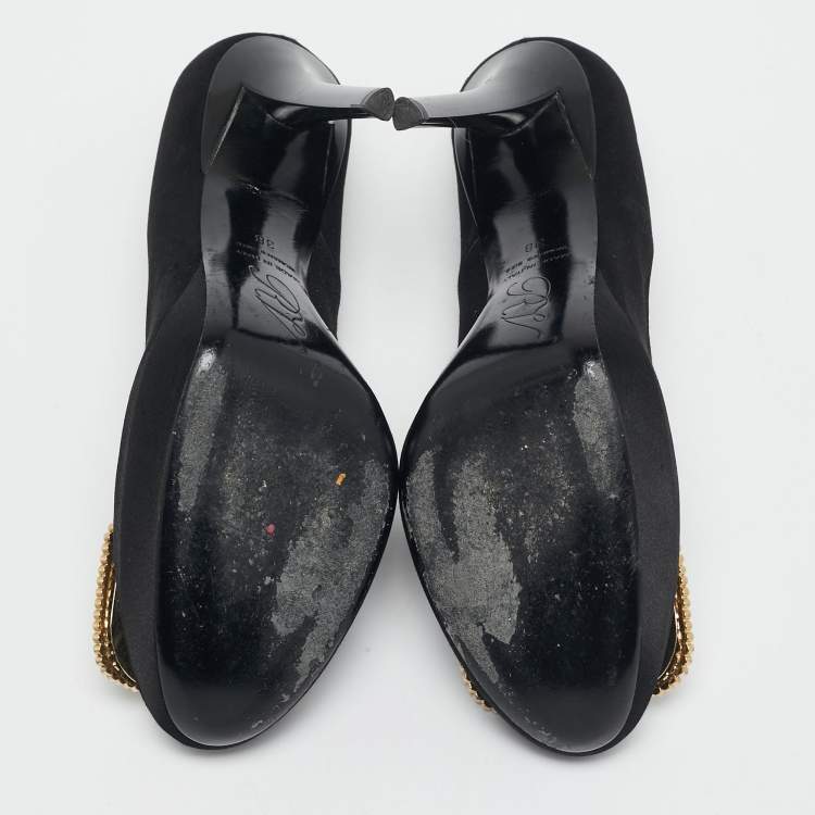 Pre Owned Roger Vivier Black Satin Crystal Embellished Trompette Pumps Size 38 