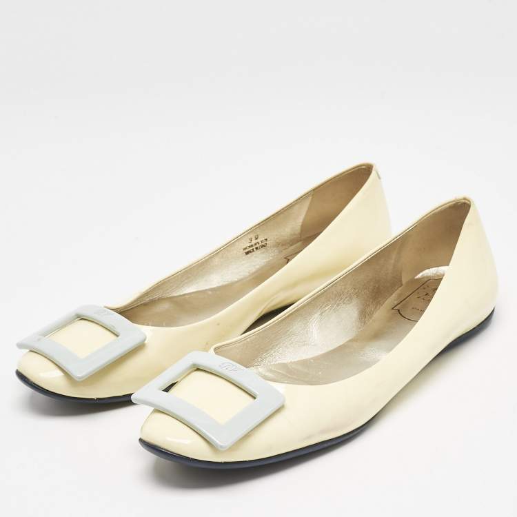 Pre Owned Roger Vivier Yellow Patent Leather Trompette Ballet Flats Size 39
