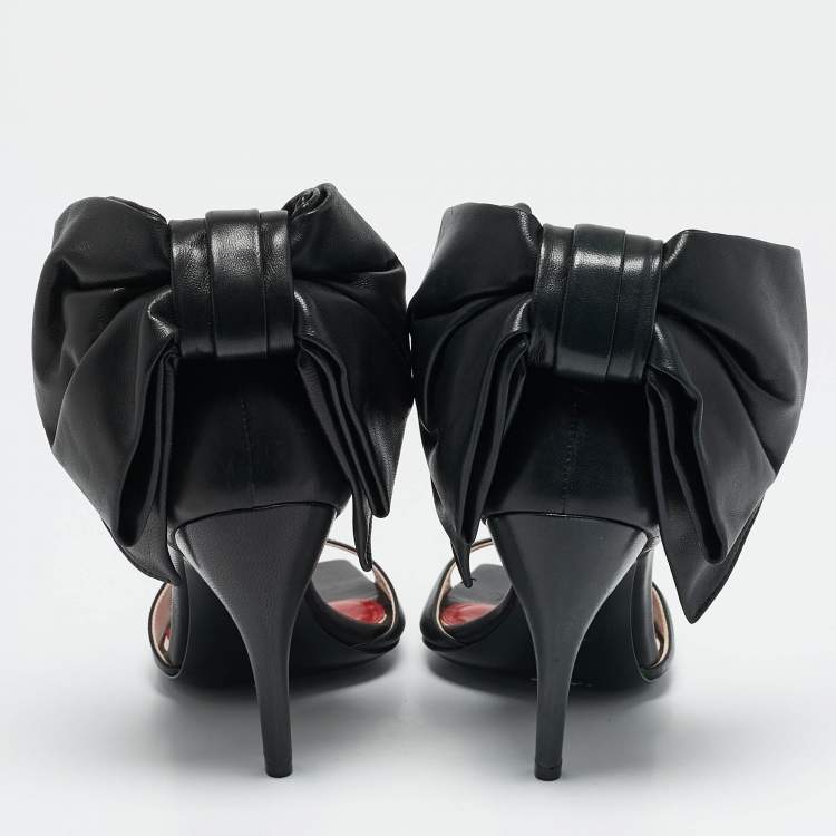 Pre Owned Roger Vivier Black Leather Vic Choc Bow Ankle Strap Sandals Size 38