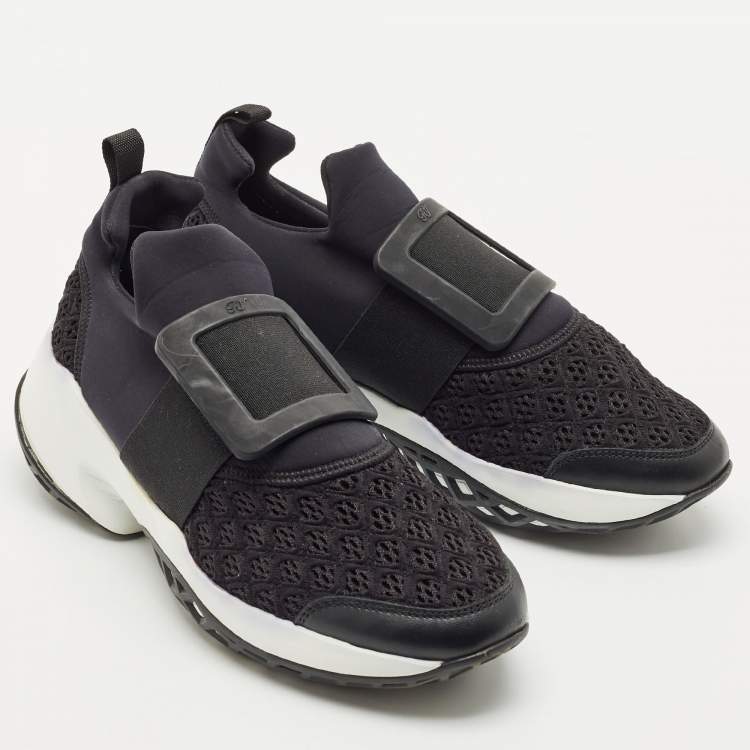 Pre Owned Roger Vivier Black/White Mesh and Neoprene Viv Run Sneakers Size 38.5