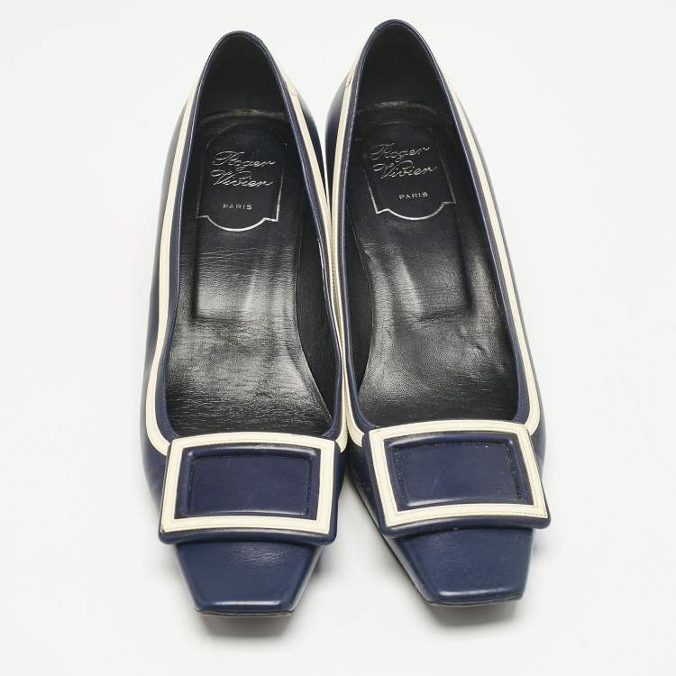 Pre Owned Roger Vivier Navy Blue Leather Buckle Detail Pumps Size 37.5