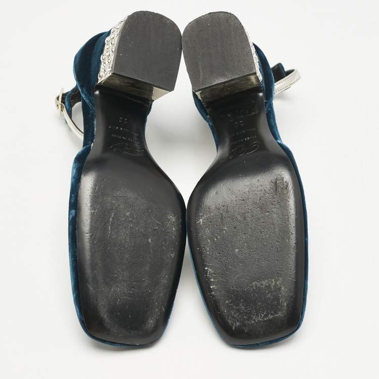 Pre Owned Roger Vivier Dark Blue Velvet Crystal Embellished Block Heel Ankle Strap Sandals Size 36