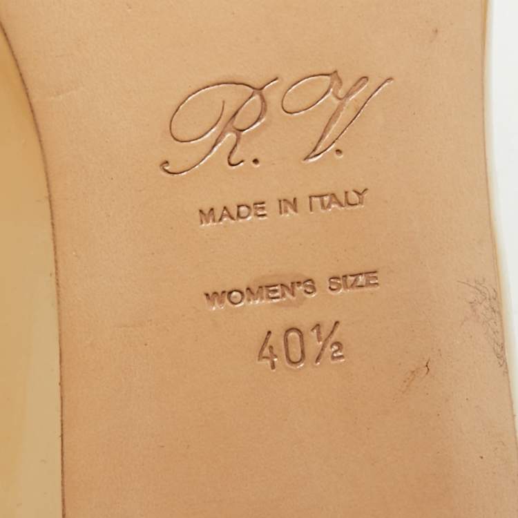 Pre Owned Roger Vivier Beige Leather Trompette Flats Size 40.5