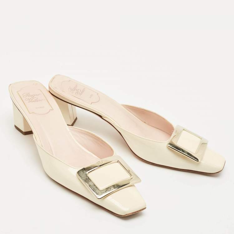 Pre Owned Roger Vivier Cream Patent Leather Belle Vivier Mules Size 37