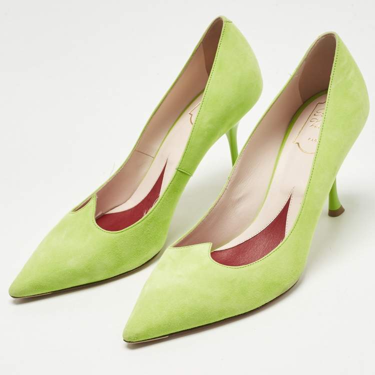 Pre Owned Roger Vivier Green Suede Pointed Toe Pumps Size 41