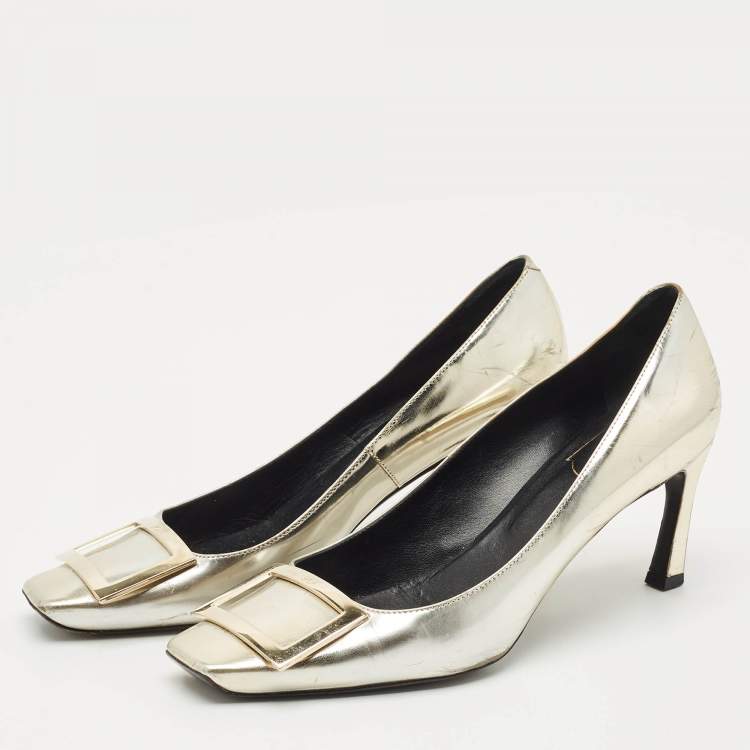 Pre Owned Roger Vivier Gold Leather Trompette Pumps Size 39.5