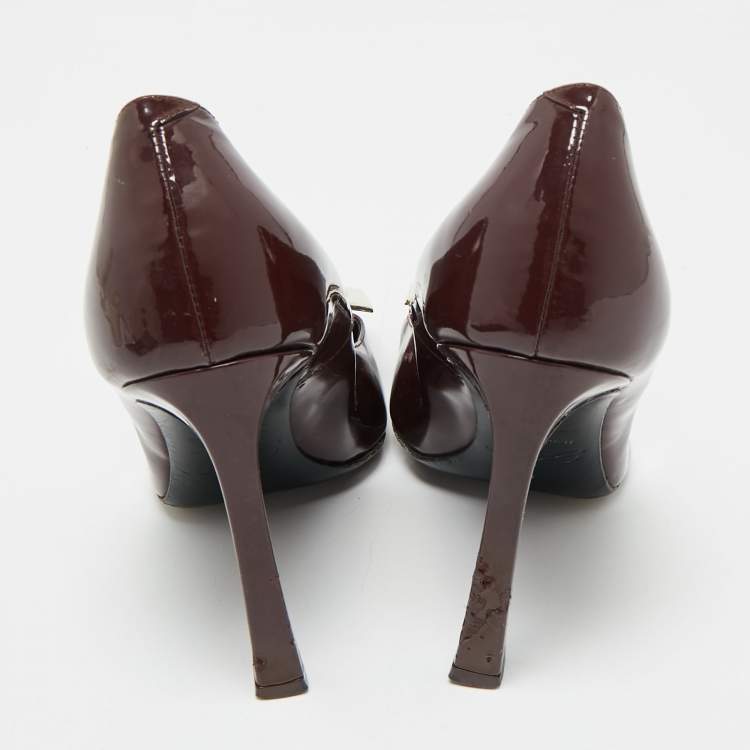Pre Owned Roger Vivier Burgundy Patent Leather Trompette Pumps Size 37