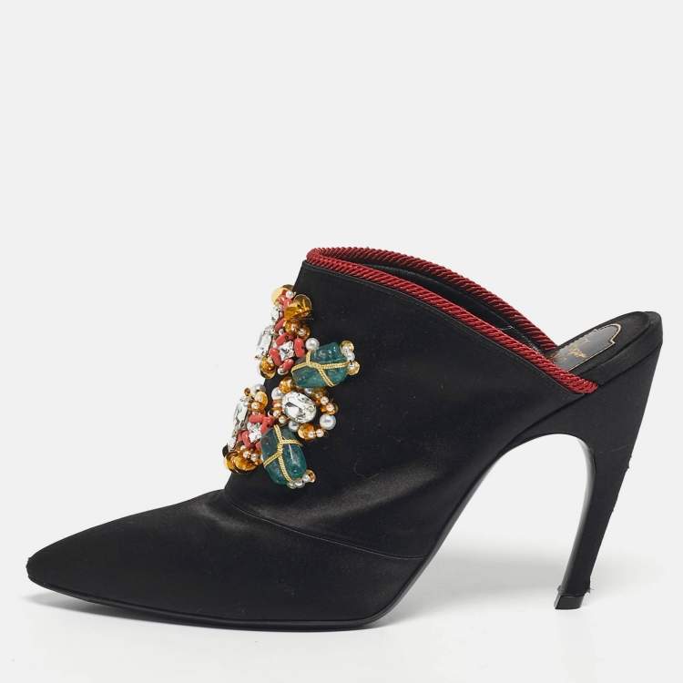 Pre Owned Roger Vivier Black Satin Crystals Embellished Mules Size 39