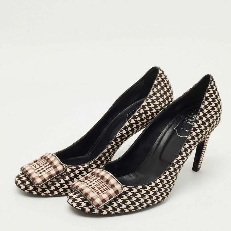 مملوكة مسبقًا Roger Vivier Brown/Cream Calf Hair Trompette Pumps Size 40