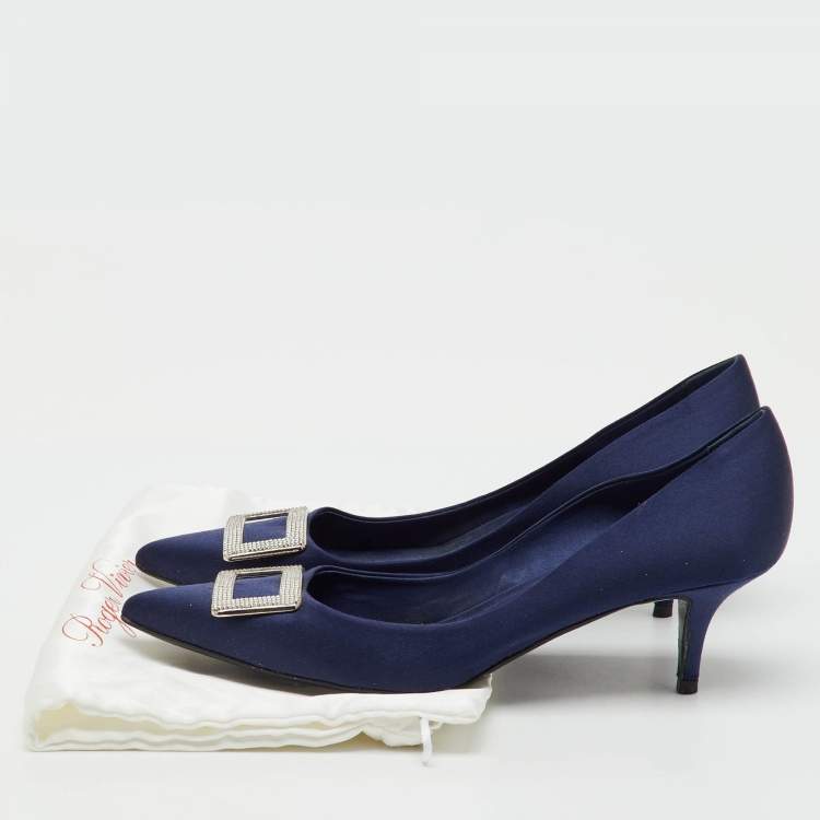 Pre Owned Roger Vivier Blue Satin Trompette Pointed Toe Pumps Size 39.5
