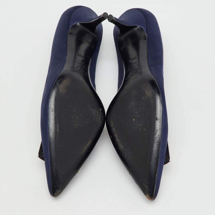 Pre Owned Roger Vivier Blue Satin Trompette Pointed Toe Pumps Size 39.5
