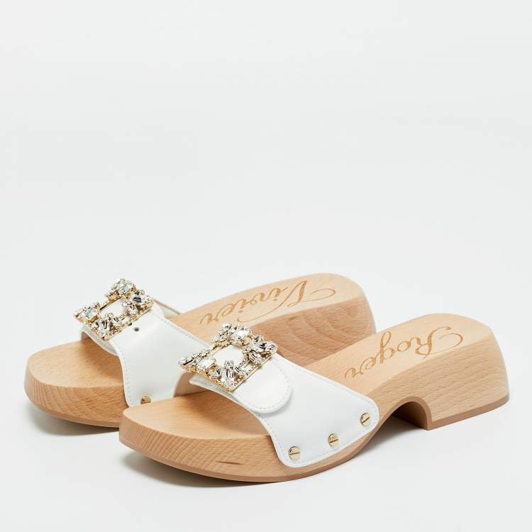 Pre Owned Roger Vivier White Leather Crystal Embellished Viv Clogs Size 34