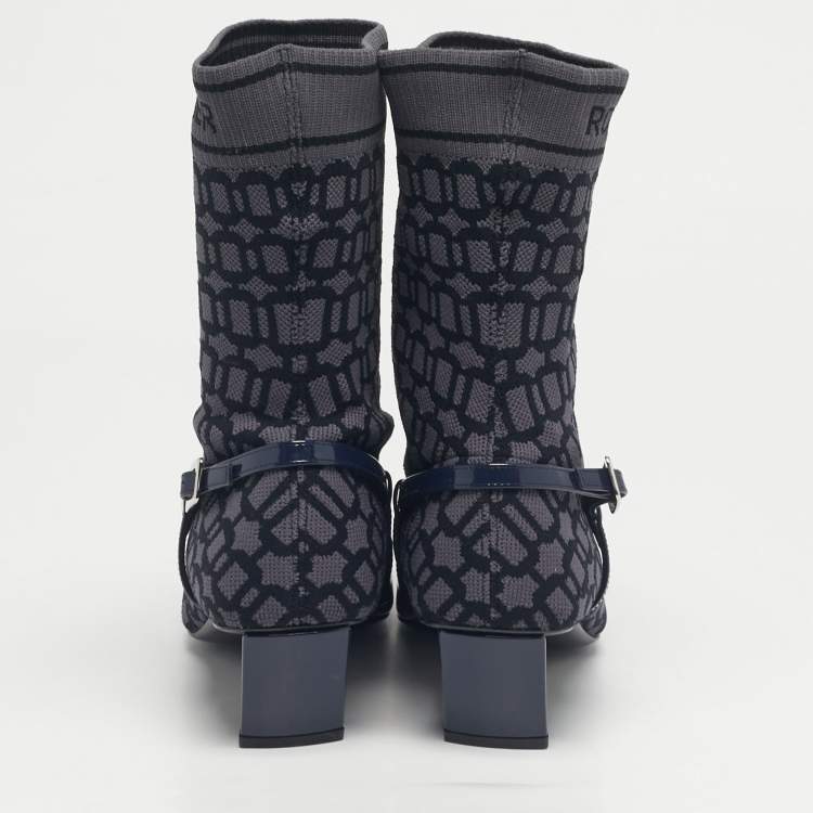 Pre Owned Roger Vivier Navy Blue Patent Leather and Knit Fabric Belle Vivier Sock Boots Size 40