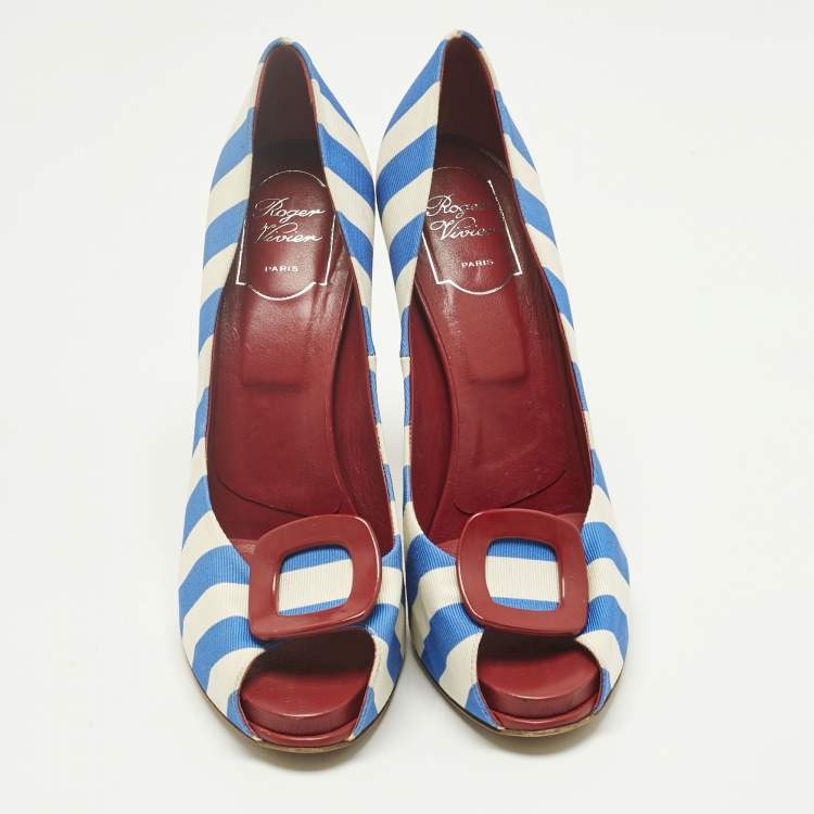 Pre Owned Roger Vivier Grey/Navy Blue Canvas Vivier Trompette Pumps Size 40