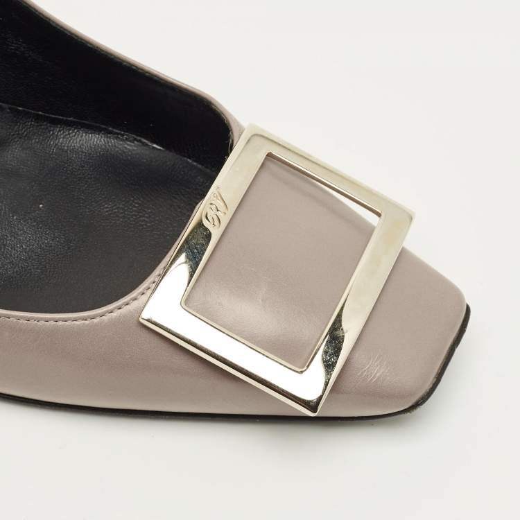مملوكة مسبقًا Roger Vivier Belle Vivier Trompette Size 38.5 Grey Leather Pumps