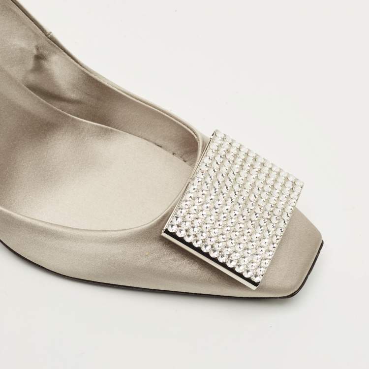 Pre Owned Roger Vivier Size 40 Grey Satin Crystal Embellished Pumps