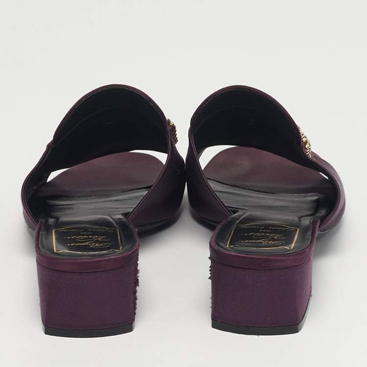 Pre Owned Roger Vivier Size 39 Purple Satin Crystal Embellished Slide Sandals