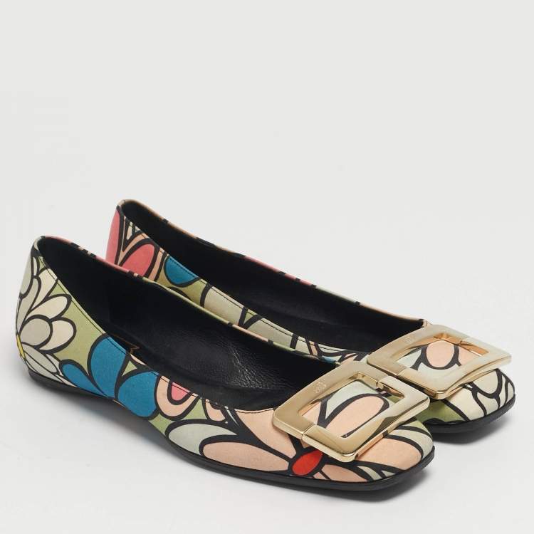 مملوكة مسبقًا Roger Vivier Belle Vivier Size 35.5 Multicolor Canvas Ballet Flats