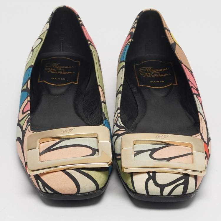 مملوكة مسبقًا Roger Vivier Belle Vivier Size 35.5 Multicolor Canvas Ballet Flats