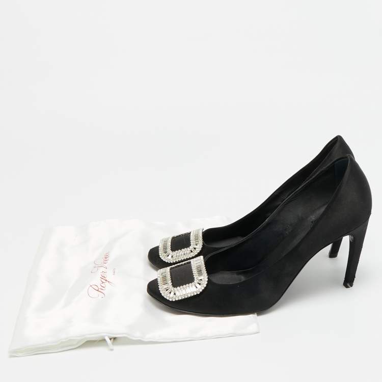 Pre Owned Roger Vivier Trompette Size 41 Black Satin Pumps