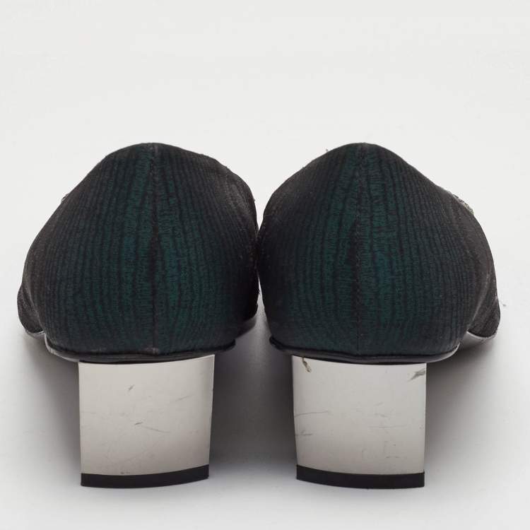 مملوكة مسبقًا Roger Vivier Limelight Buckle Size 40.5 Dark Green/Black Fabric Crystal Embellished Pumps