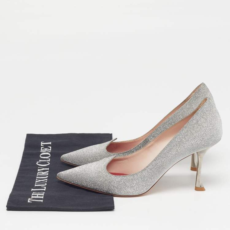 Pre Owned Roger Vivier I love Vivier Size 38 Silver Glitter Pumps