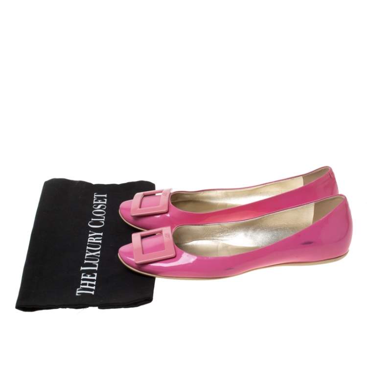 مملوكة مسبقًا Roger Vivier Pink Patent Leather Gommette Ballet Flats Size 40