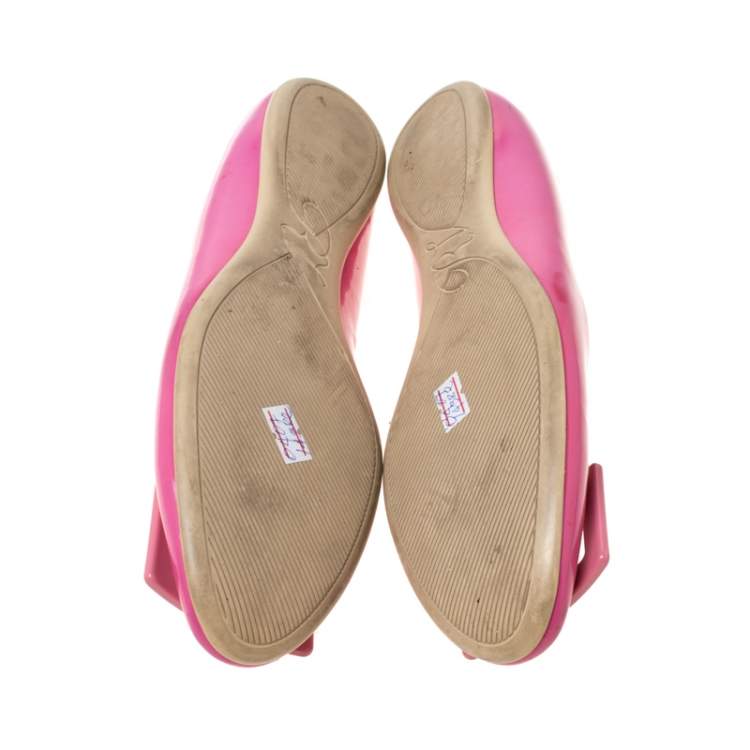مملوكة مسبقًا Roger Vivier Pink Patent Leather Gommette Ballet Flats Size 40