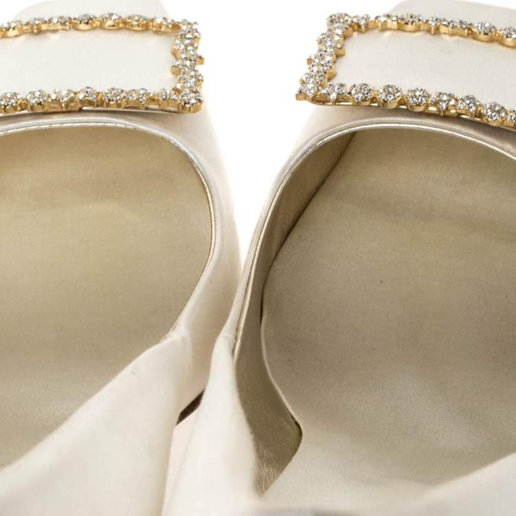 Pre Owned Roger Vivier White Satin Belle Embellished Pumps Size 40
