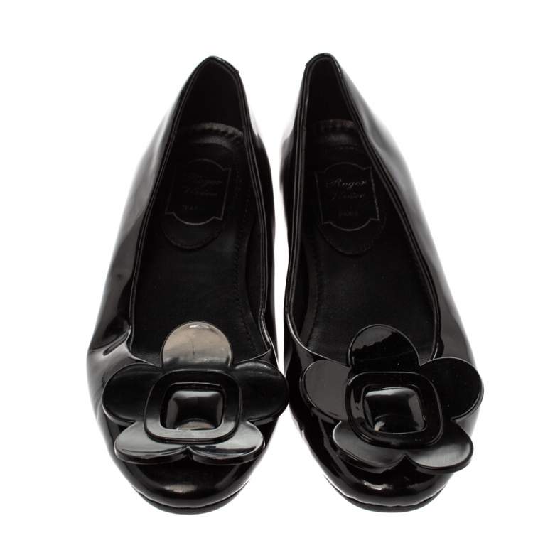 Pre Owned Roger Vivier Black Floral Applique Patent Leather Ballet Flats Size 39