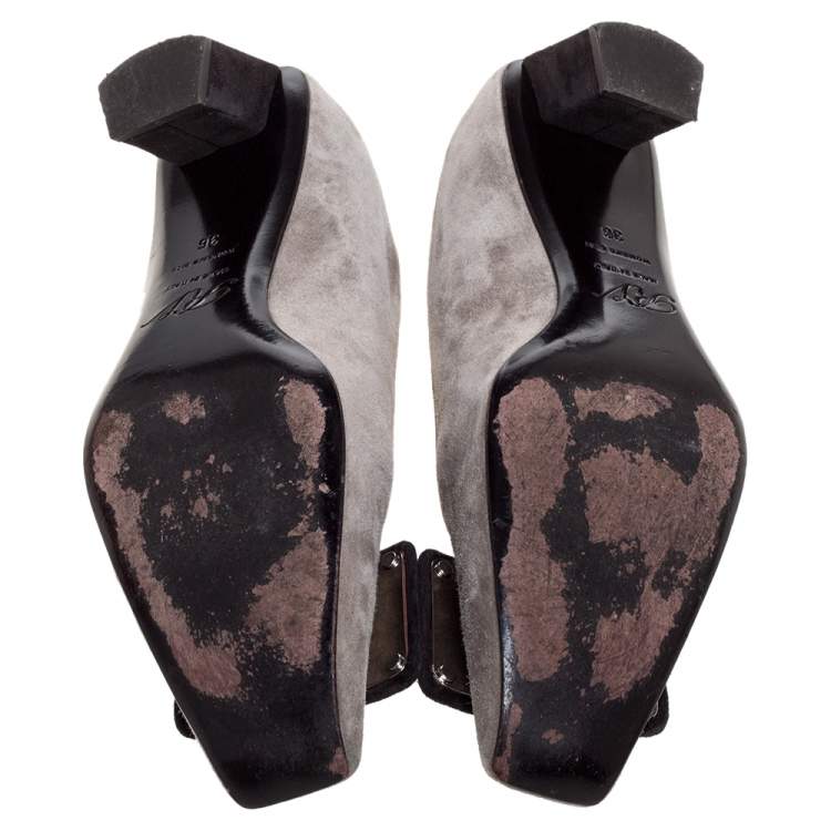 مملوكة مسبقًا Roger Vivier Grey Suede Leather Belle Pumps Size 36