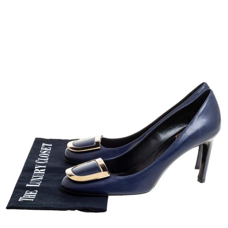Pre Owned Roger Vivier Blue Leather Round Toe Pumps Size 38